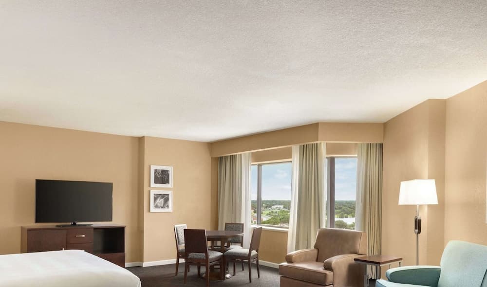 DoubleTree by Hilton Hotel Orlando Downtown 5