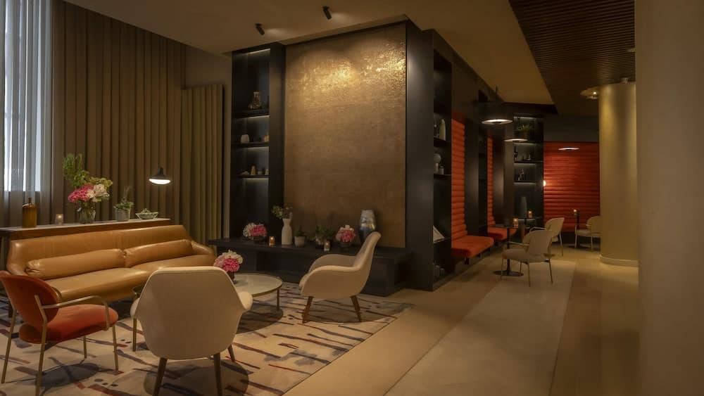 The Morrison Dublin, Curio Collection by Hilton 3