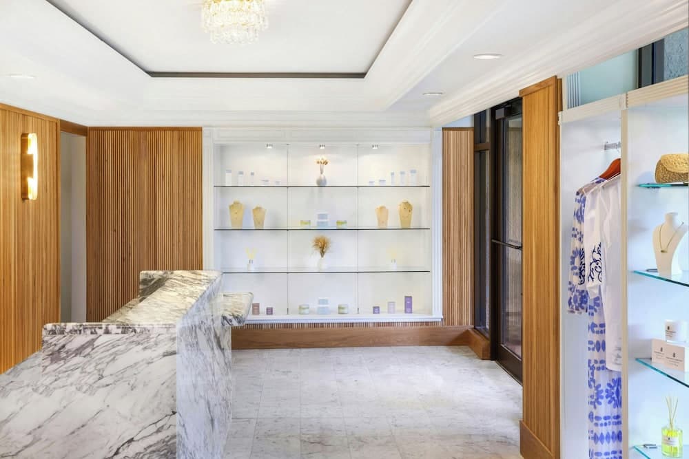The Ritz-Carlton Coconut Grove, Miami 4