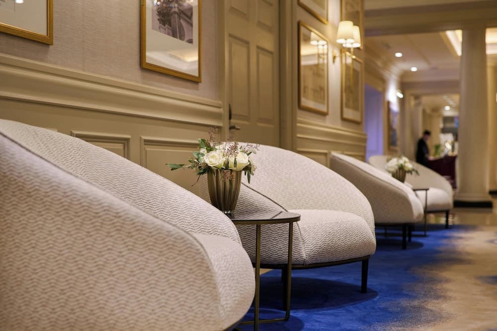 The College Green Hotel Dublin, Autograph Collection 3