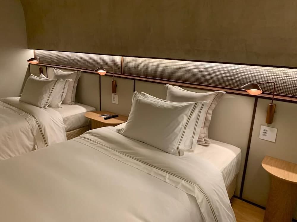 QOYA Hotel Curitiba, Curio Collection by Hilton 4