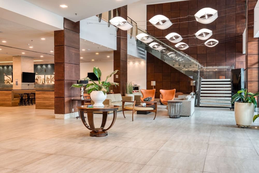 Comfort Suites Vitoria 3