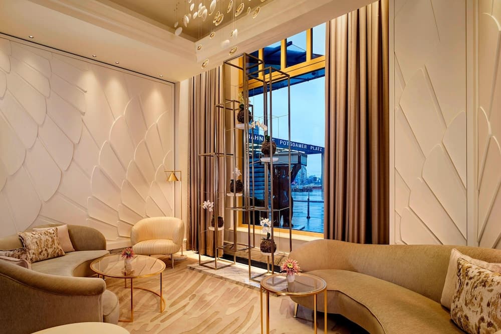 The Ritz-Carlton, Berlin 3