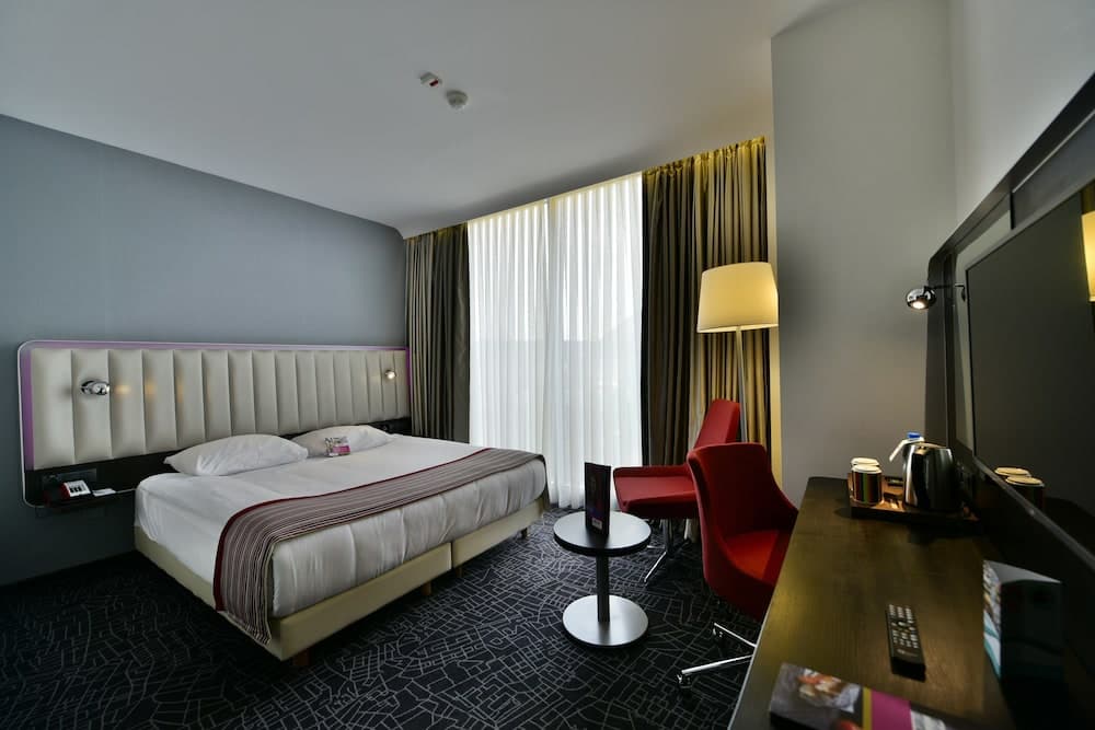 Park Inn By Radisson Istanbul Ataturk Airport 4