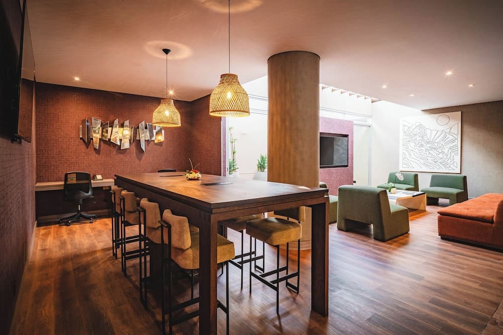 Hampton By Hilton Cusco 2