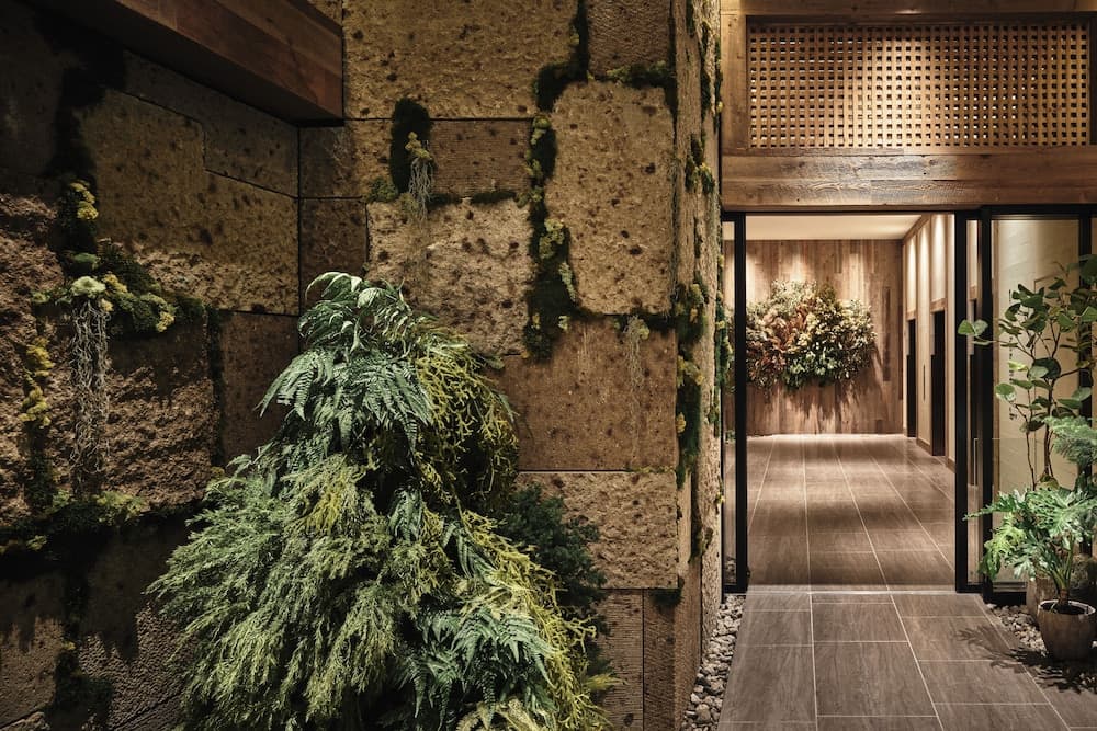 1 Hotel Tokyo 2