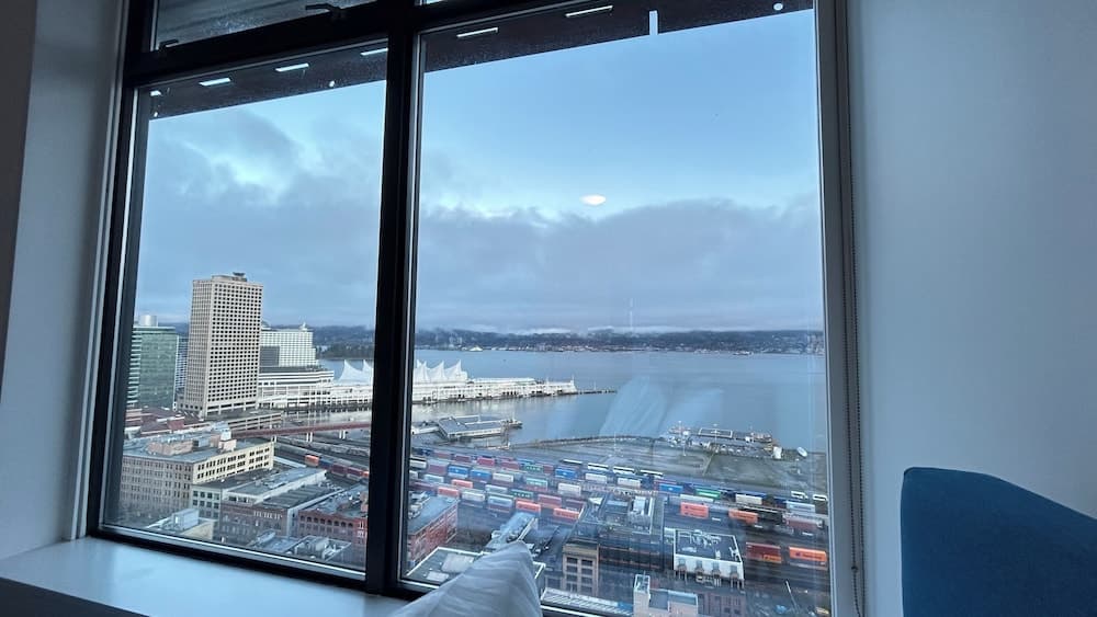 Ocean View Condo . Downtown Vancouver 4