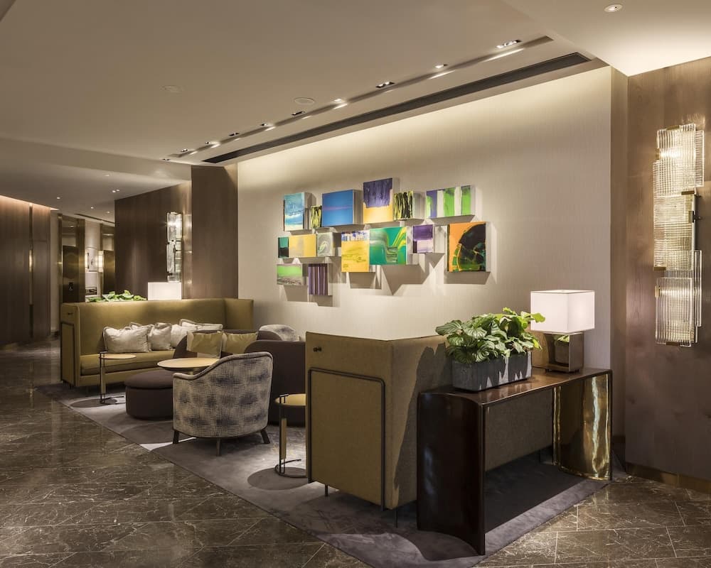 Hyatt Centric Victoria Harbour Hong Kong 4