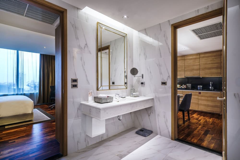 MUU Bangkok, Small Luxury Hotels of the World 5