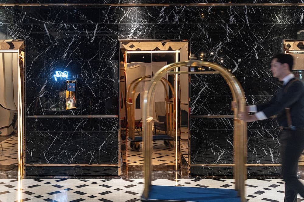 MUU Bangkok, Small Luxury Hotels of the World 3