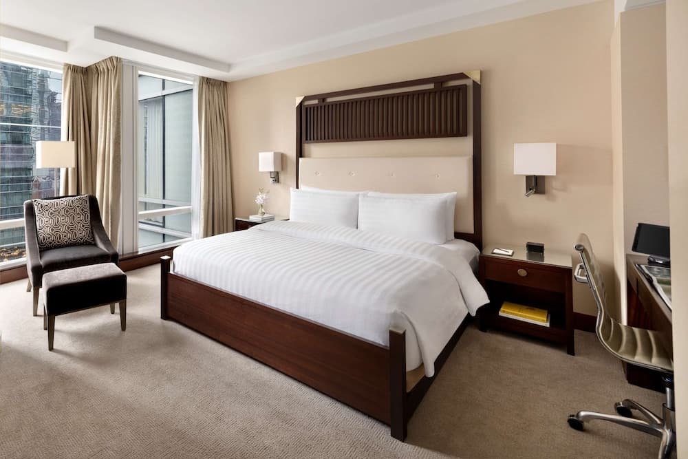 Shangri-La Toronto 5